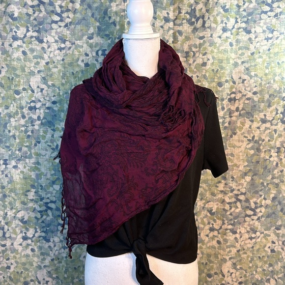 Lace Print Scarf - Picture 3 of 3